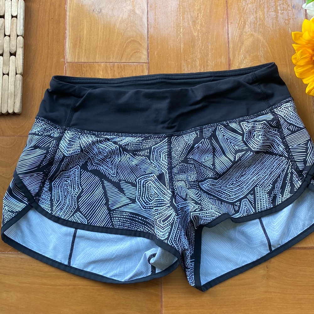 Lululemon size 4 shorts